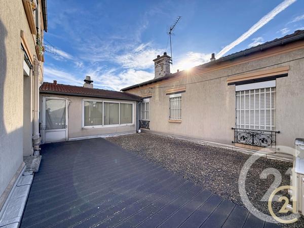 Immeuble à vendre  450 m2 BONDY - 93