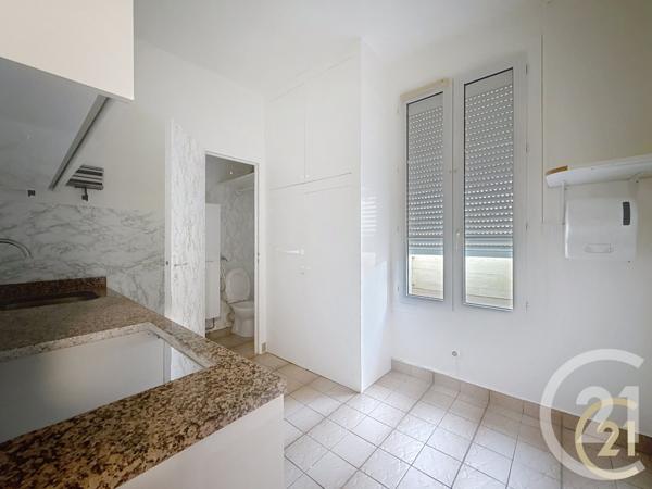 Immeuble à vendre  450 m2 BONDY - 93