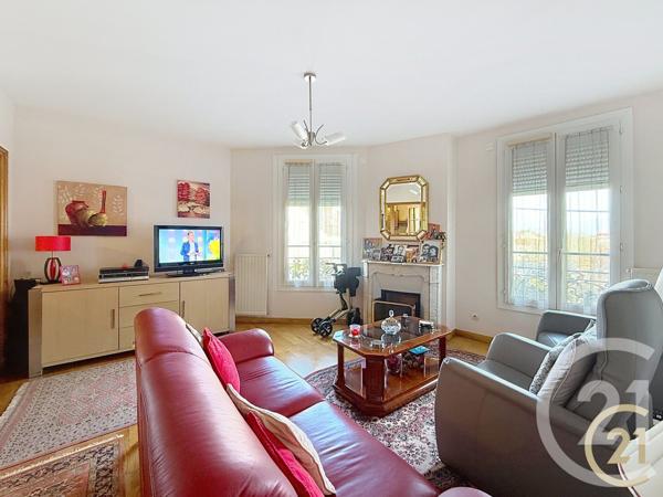 Immeuble à vendre  450 m2 BONDY - 93