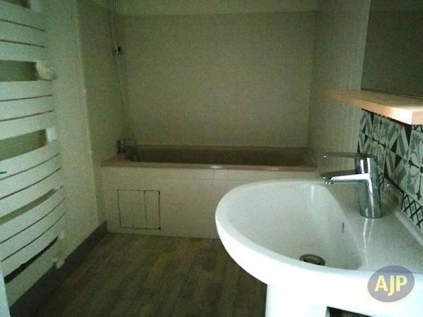Vente appartement Saintes : 96 500 € - AJP Immobilier Saintes