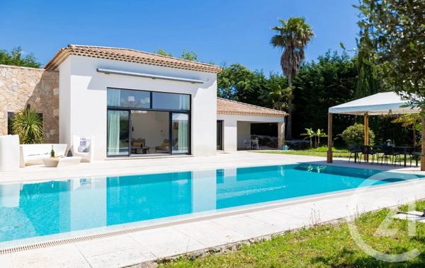 Maison à vendre  8 pièces - 250 m 2   CABRIS  - 06