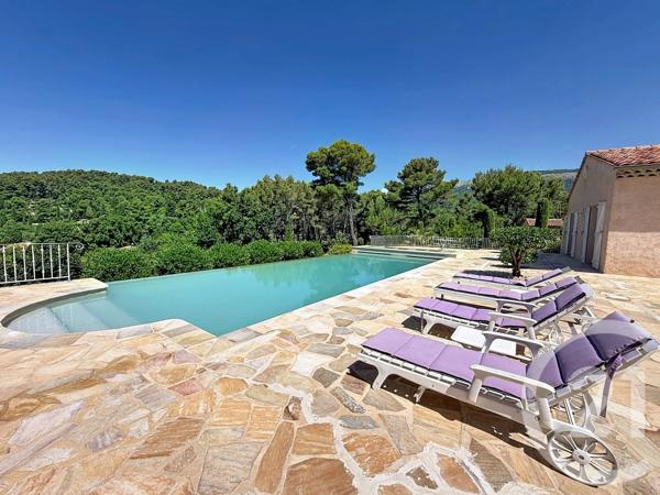Maison à vendre  8 pièces - 250 m 2   CABRIS  - 06