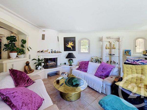 Maison à vendre  8 pièces - 250 m 2   CABRIS  - 06