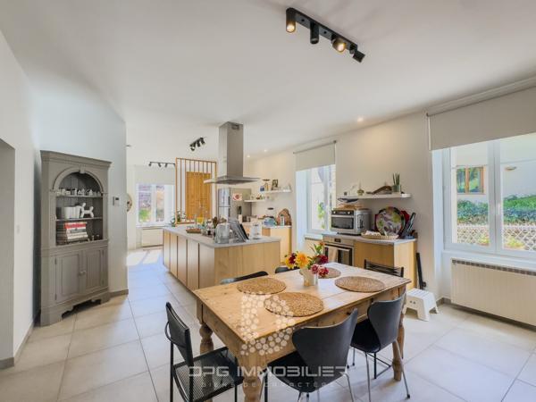 Culles-les-Roches (71460) Maison de caractère en Bourgogne du Sud