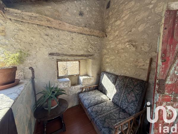 Maison 14 pièces de 263 m² à Saint-Aubin-de-Lanquais (24560)