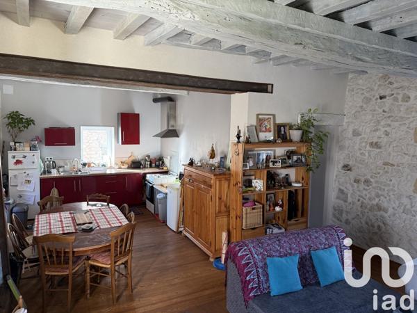 Maison 14 pièces de 263 m² à Saint-Aubin-de-Lanquais (24560)