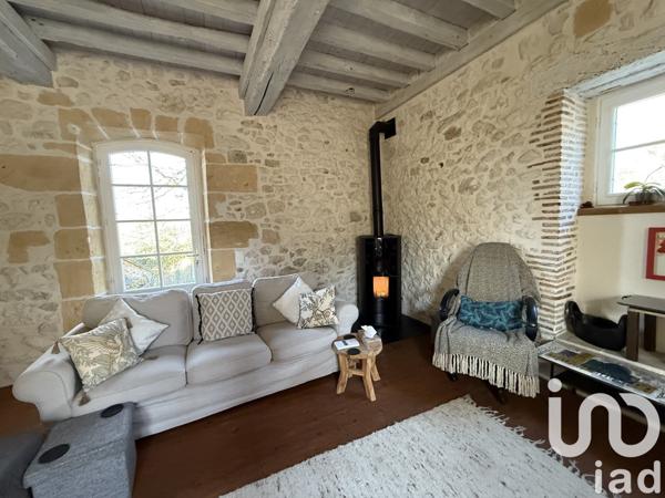 Maison 14 pièces de 263 m² à Saint-Aubin-de-Lanquais (24560)