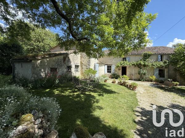 Maison 14 pièces de 263 m² à Saint-Aubin-de-Lanquais (24560)
