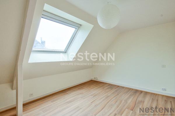 MAISON DE VILLE QUARTIER SAINT MICHEL 5 CHAMBRES AVEC GARAGE ET JARDIN CLOS