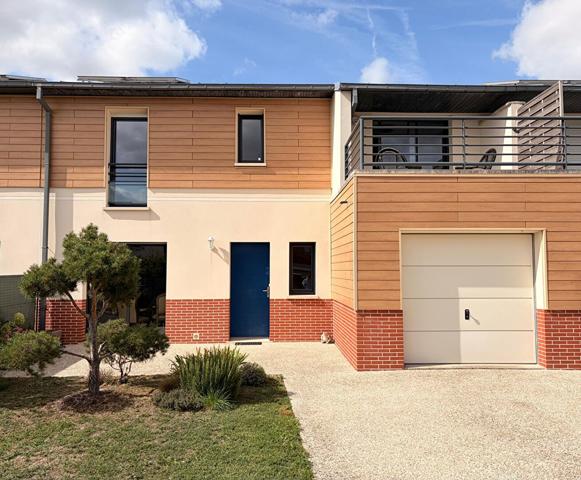Maison de 6 pièces située à Compiègne proche Polyclinique Saint Côme