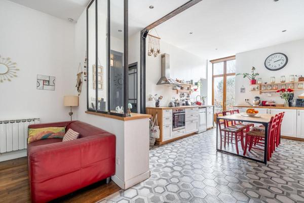 "Secteur marché couvert" Appartement avec jardin au coeur de Villefranche Sur Saône 4 pièce(s) 96.38 m2