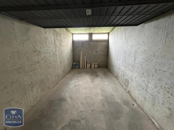 Appartement à louer 2 pièces 89.42m² Cholet (49300)