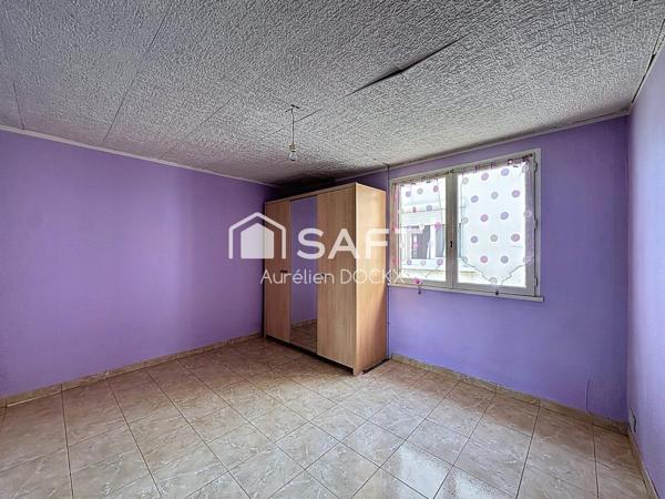 Maison à rénovée avec dépendance dans une impasse