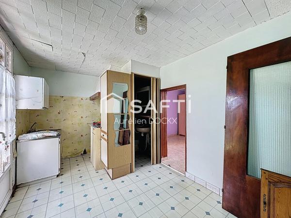 Maison à rénovée avec dépendance dans une impasse