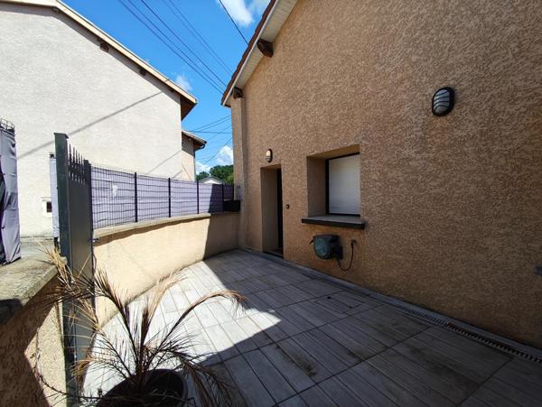 maison de village avec garage