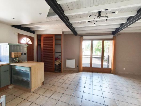 maison de village avec garage