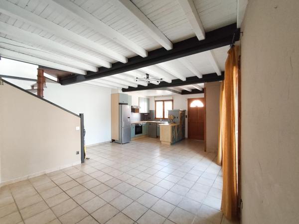 maison de village avec garage