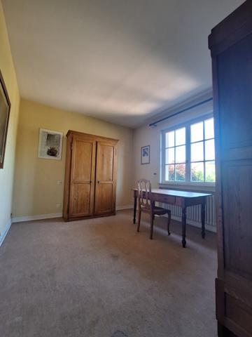 Maison individuelle en impasse calme absolue et lumière