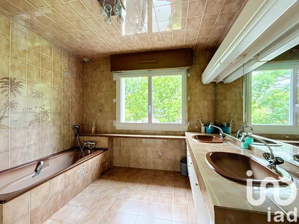 Maison à vendre 8 pièces 250 m² La Chapelle-sur-Erdre