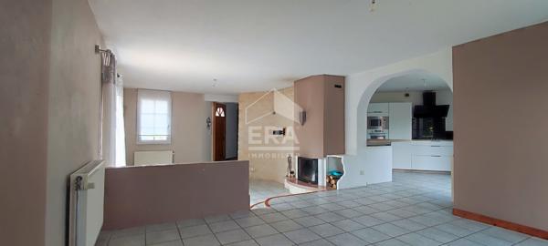 Maison familiale 4 chambres + piscine + grand terrain - Opportunité !
