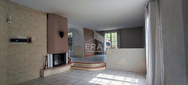 Maison familiale 4 chambres + piscine + grand terrain - Opportunité !