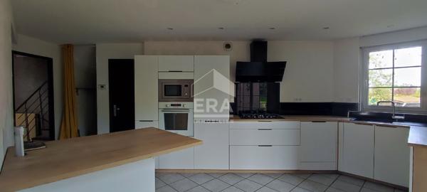 Maison familiale 4 chambres + piscine + grand terrain - Opportunité !
