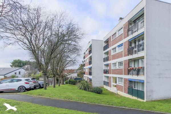 Appartement à vendre 224 602 € Les Clayes-sous-Bois 4 p 70 m² DPE D