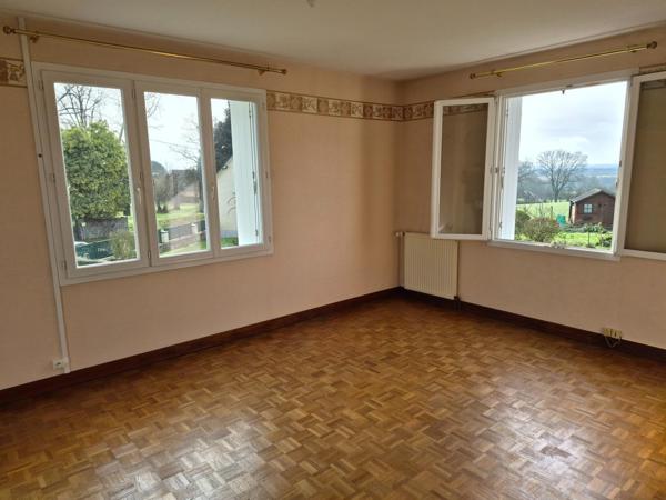 Maison à LOUVERNE, 53950 - 5 pièces 86m²