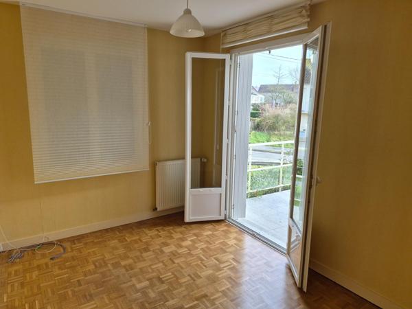 Maison à LOUVERNE, 53950 - 5 pièces 86m²