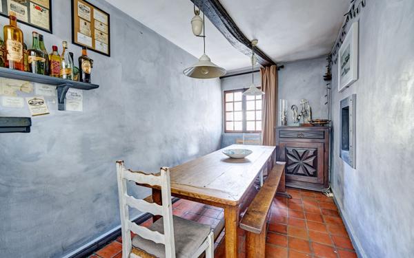 Appartement à vendre    4 pièces • 63,57 m2 Vanves