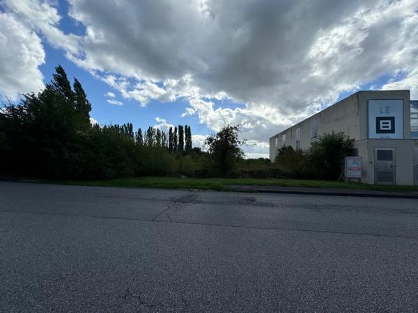 Vente Terrain 3000 m2 à Compiègne