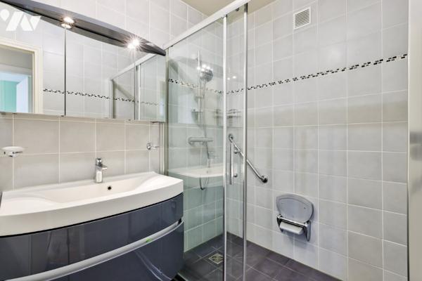 Daumesnil : appartement de 5 pièces 102,3m² avec balcons