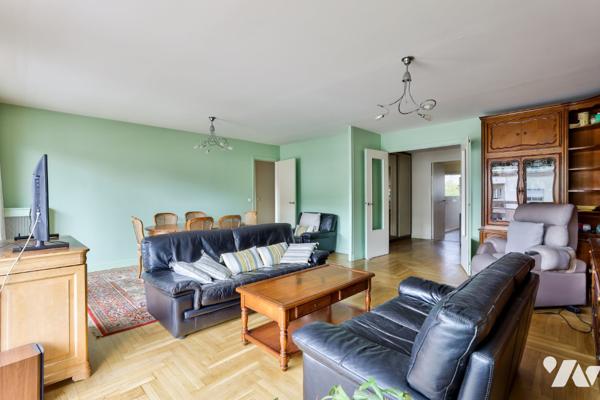 Daumesnil : appartement de 5 pièces 102,3m² avec balcons