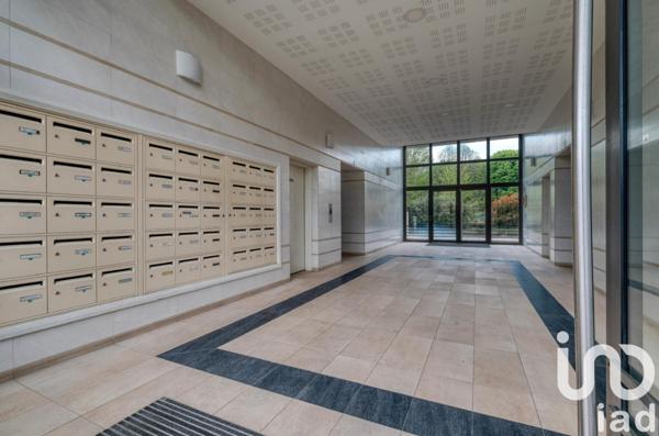 Appartement 4 pièces de 74 m² à Lognes (77185)