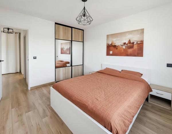 Appartement 2 pièces de 46 m² avec terrasse, parking et cave ? Résidence de standing