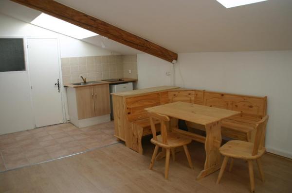 Location / Appartement à Pertuis (84120)