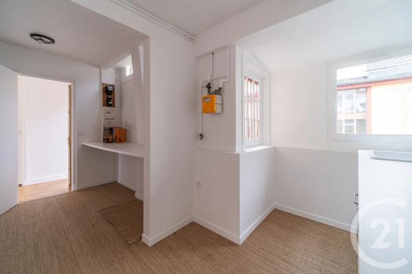Appartement Atelier D Artiste à vendre  4 pièces - 83,60 m 2   PARIS  - 75014