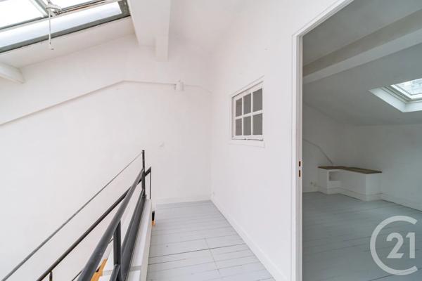 Appartement Atelier D Artiste à vendre  4 pièces - 83,60 m 2   PARIS  - 75014