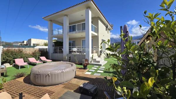 Vente Maison 4 pièces 92 m2 à Calenzana