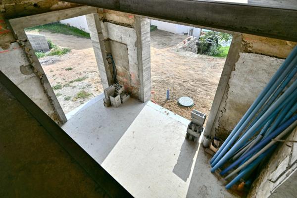 INCROYABLE PLATEAU A AMENAGER DE 190m² à THURINS (69)