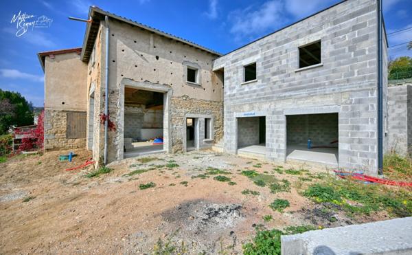 INCROYABLE PLATEAU A AMENAGER DE 190m² à THURINS (69)