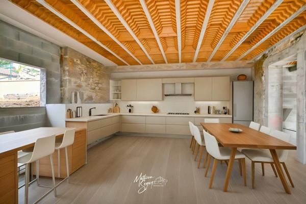 INCROYABLE PLATEAU A AMENAGER DE 190m² à THURINS (69)