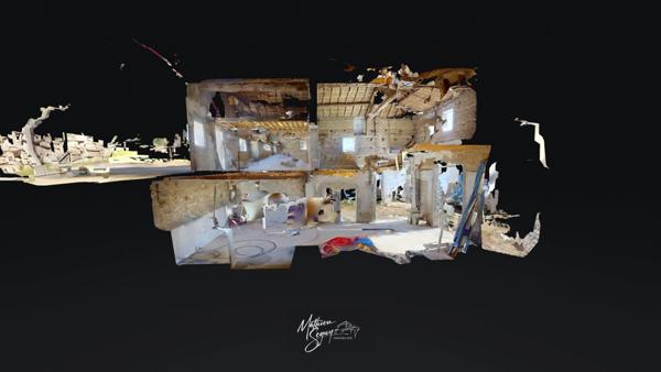 INCROYABLE PLATEAU A AMENAGER DE 190m² à THURINS (69)