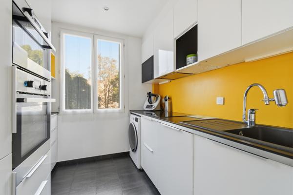 Appartement
         3 pièces
        - 60 m² Exclusivité 352 000 € *