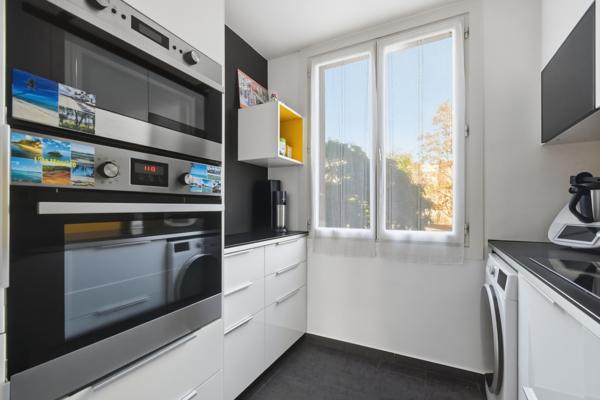 Appartement
         3 pièces
        - 60 m² Exclusivité 352 000 € *