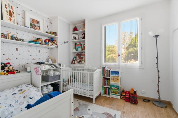 Appartement
         3 pièces
        - 60 m² Exclusivité 352 000 € *