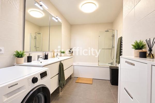 Appartement
         3 pièces
        - 64 m² Exclusivité 365 000 € *