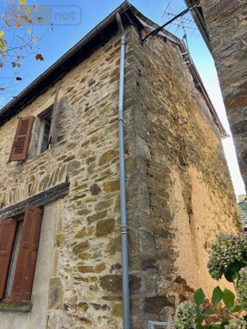 Maison individuelle à vendre à Sauveterre-de-Rouergue dans l'Aveyron (12800), ref : 1048-12013