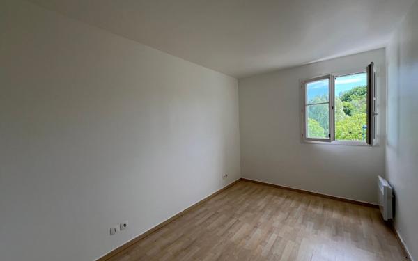 Appartement à vendre    3 pièces • 64,85 m2 Magny-le-Hongre