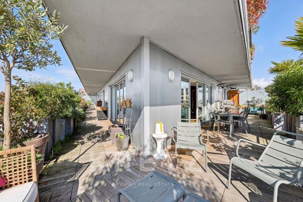 Appartement d’exception – Terrasse panoramique de 90 m² – Aux portes de Paris
